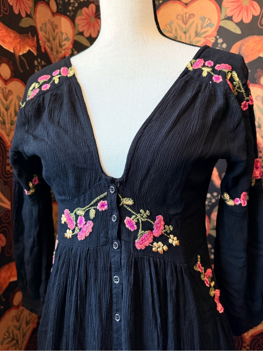 Free People Day Glow Embroidered Floral Black Midi Festival Dress Boho XS - Picture 2 of 5
